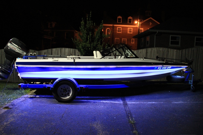 BoatWhiteLEDs.JPG